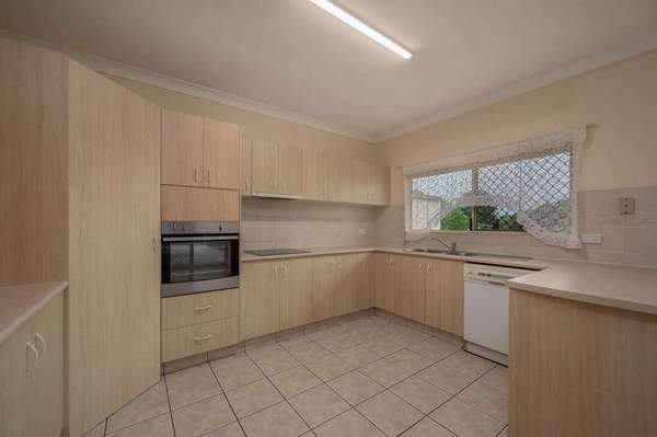 5-7 Licence Street, Goldsborough - Thumbnail 3
