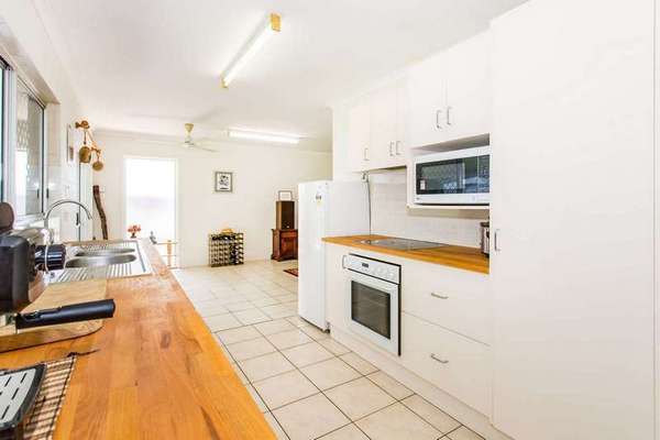 184 Toogood Road, Bayview Heights - Thumbnail 8