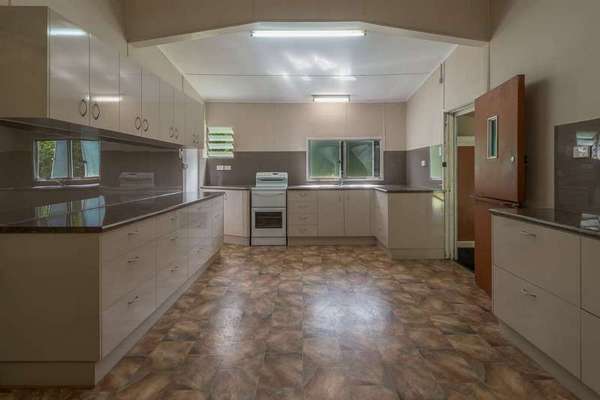 69325 Bruce Highway, Fishery Falls - Thumbnail 3
