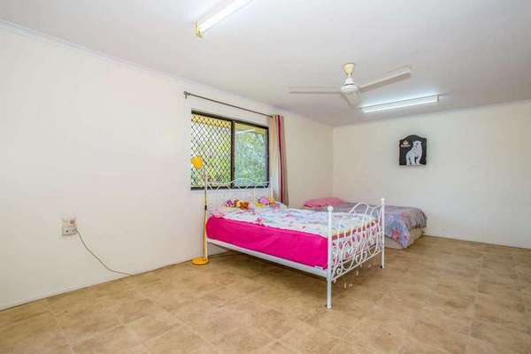 27 Buzacott Street, Gordonvale - Thumbnail 8