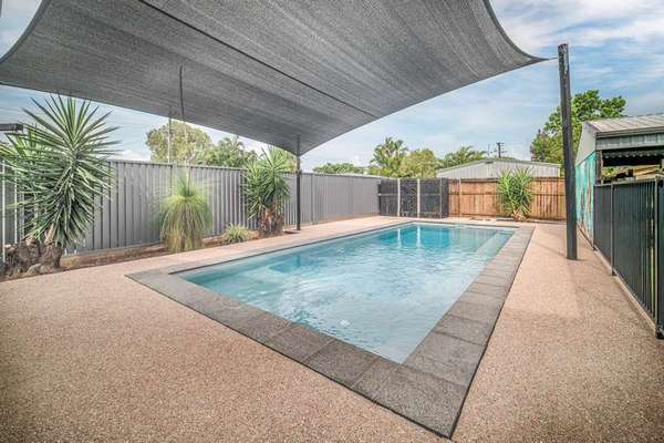 42 Kambara Street, White Rock - Thumbnail 2