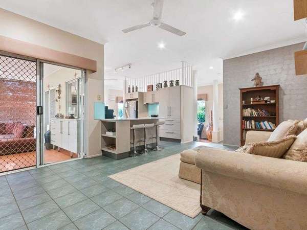 10 Bowen Street, Mount Sheridan - Thumbnail 5