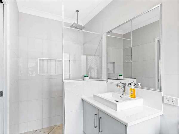 37-39 Goldrush Close, Goldsborough - Thumbnail 7