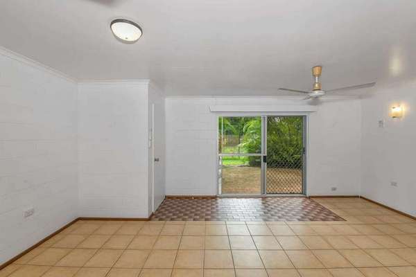 1 & 2/7 Dawson Street, Bramston Beach - Thumbnail 7