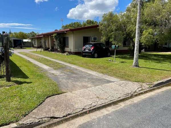 1 & 2/90 Sheppards Street, Gordonvale - Thumbnail 3