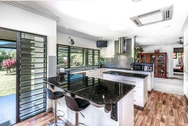 6 Pyramid Close, Gordonvale - Thumbnail 8