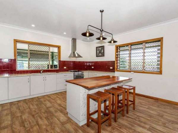24 Bartle Frere Road, Mirriwinni - Thumbnail 2