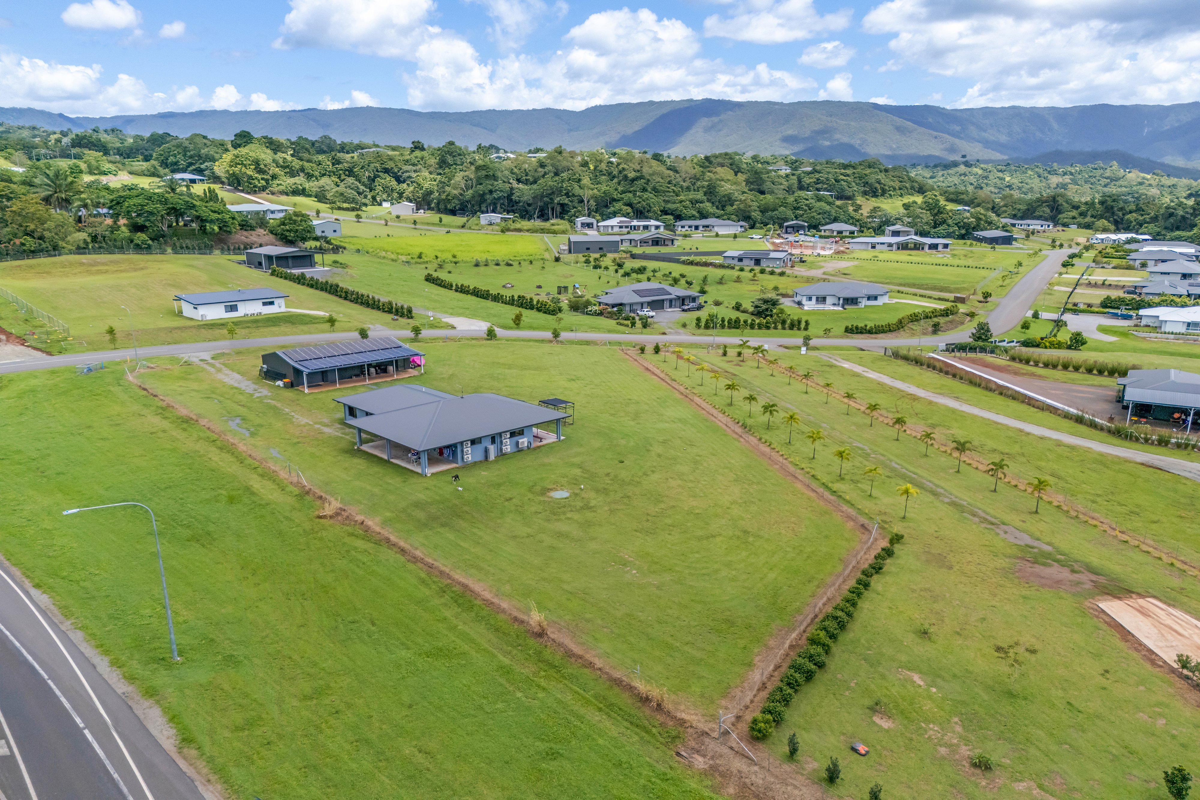2 Chonggora Street, Goldsborough - Thumbnail 2