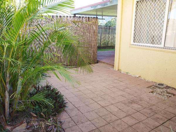 11/2-5 Marella Close, Manoora - Thumbnail 5