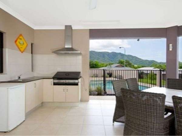 18 Sandover Close, Bentley Park - Thumbnail 6