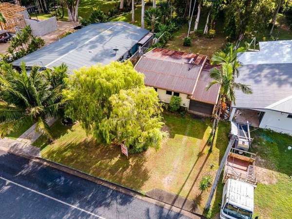 36 Evans Road, Bramston Beach - Thumbnail 7