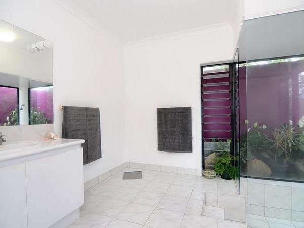 14-16 Golden Street, Goldsborough - Thumbnail 4