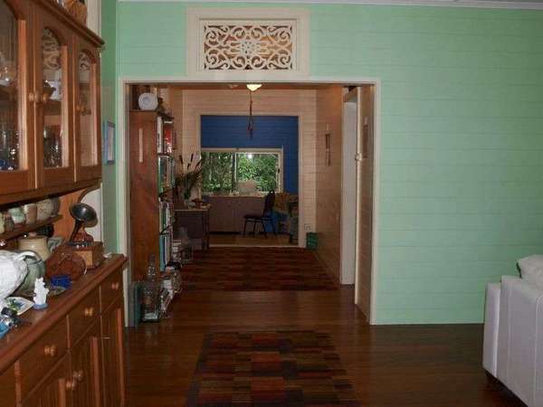 1-3 McMahon Drive, Fishery Falls - Thumbnail 3