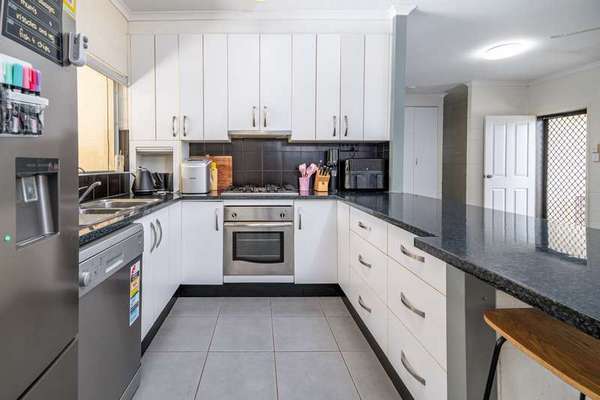 14 Klarwein Close, Gordonvale - Thumbnail 8