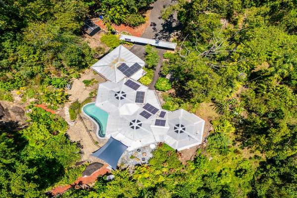 14 Pine Creek Yarrabah Road, East Trinity - Thumbnail 2