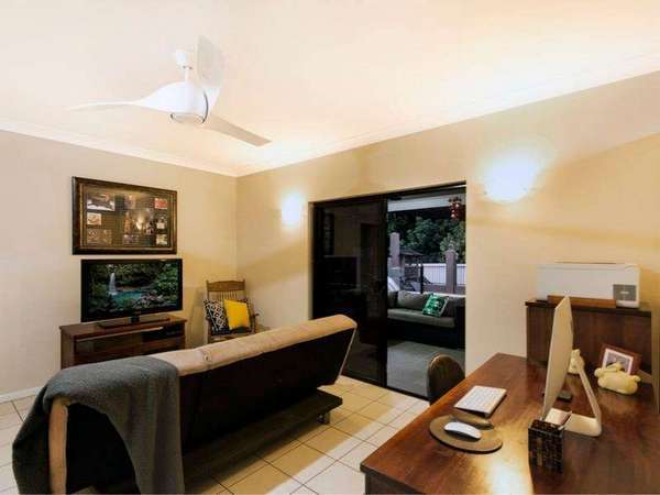22-24 Drift Close, Goldsborough - Thumbnail 8