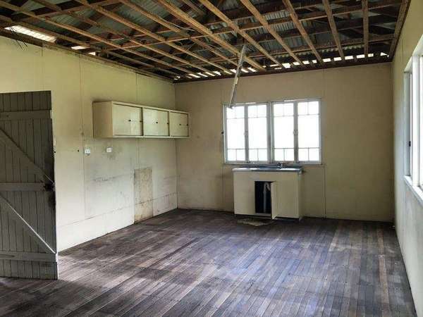 22 Miles Street, Manoora - Thumbnail 4