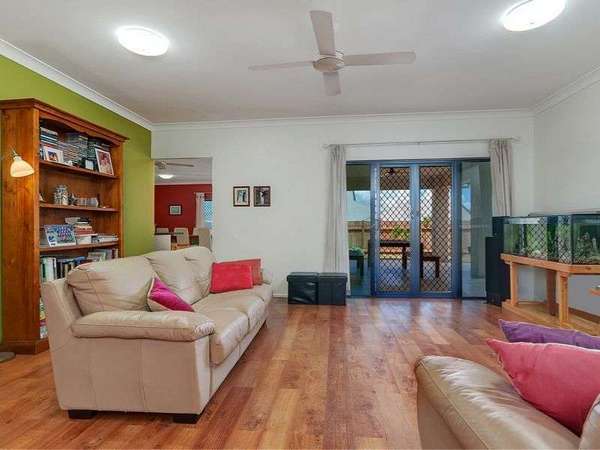 2 Whela Close, Bentley Park - Thumbnail 3