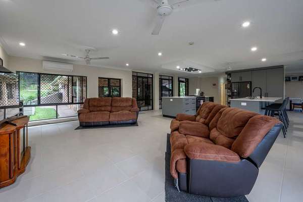 93-99 Dempsey Street, Gordonvale - Thumbnail 8