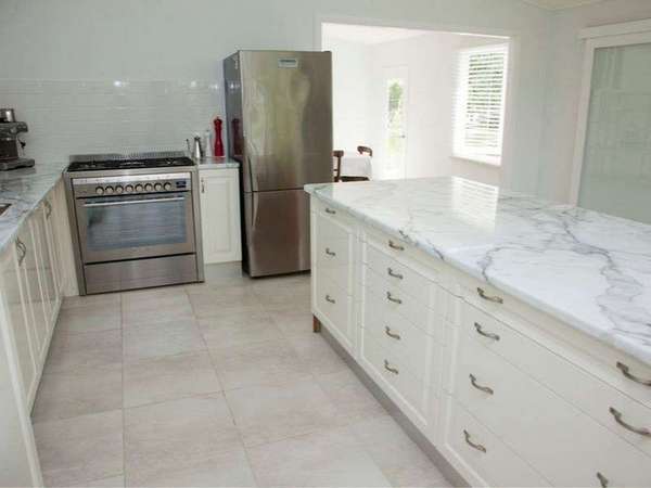 14-16 McMahon Drive, Fishery Falls - Thumbnail 4