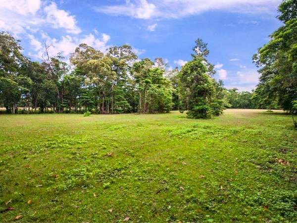 77 Fretwell Road, White Rock - Thumbnail 8