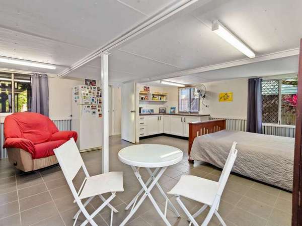 13 Greenwood Street, Gordonvale - Thumbnail 3