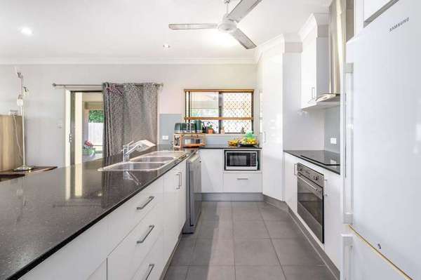 16 McSweeney Crescent, Gordonvale - Thumbnail 6