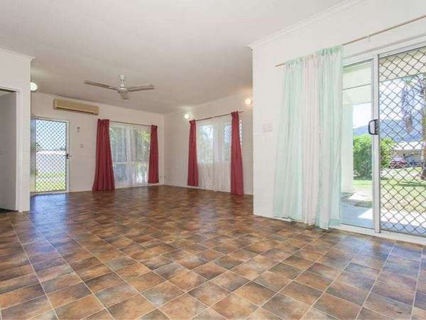 6 Meillion Court, White Rock - Thumbnail 4