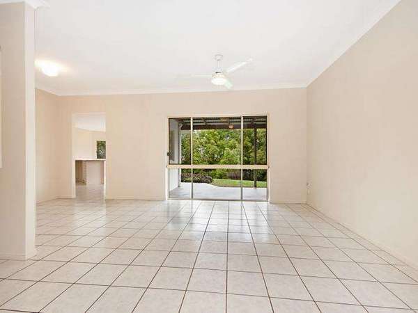 30 Templar Crescent, Bentley Park - Thumbnail 8