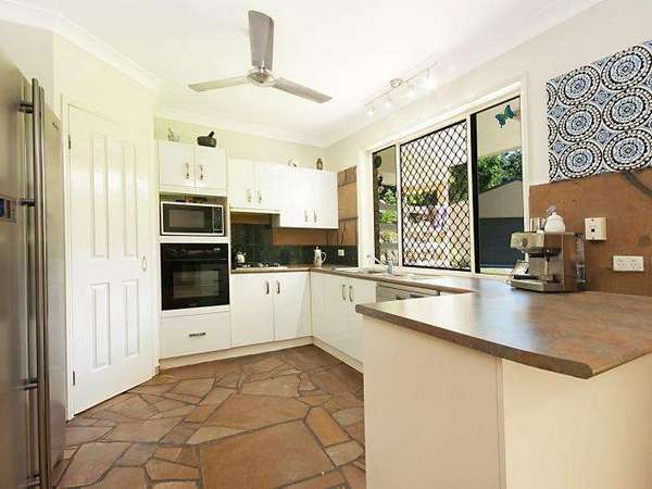 16-18 Fossicker Close, Goldsborough - Thumbnail 8