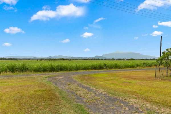 1 & 2/94 River Avenue, Innisfail - Thumbnail 4