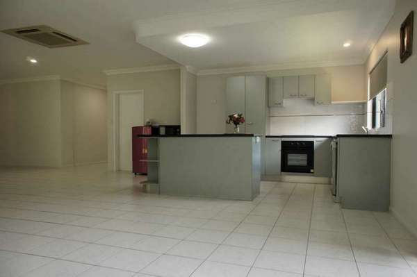 38 Leftwich Street, White Rock - Thumbnail 7