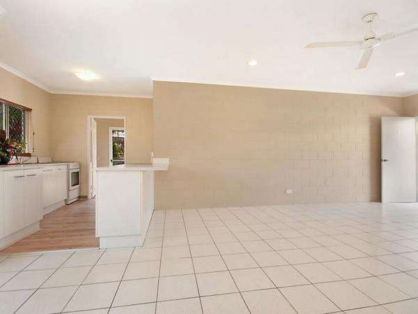 1/25 Mendelsohn Close, Gordonvale - Thumbnail 2