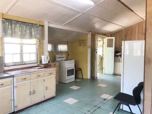 13-15 Baker Street, Gordonvale - Thumbnail 6