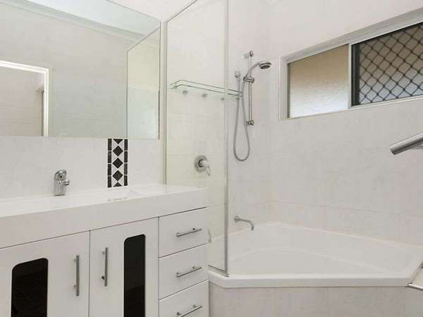 14 Klarwein Close, Gordonvale - Thumbnail 5