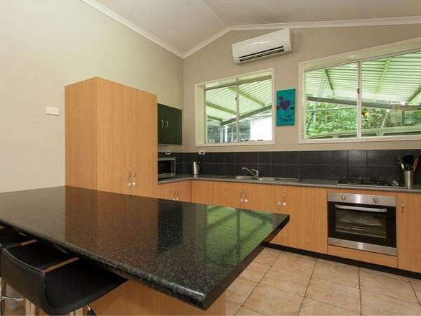 1-3 Sophia Close, Fishery Falls - Thumbnail 2