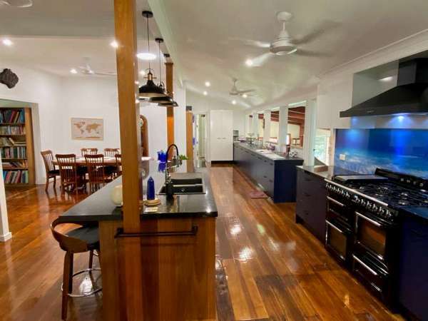 3-5 Byers Street, Edmonton - Thumbnail 2