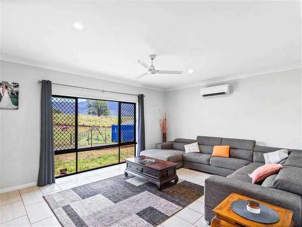 37-39 Goldrush Close, Goldsborough - Thumbnail 5