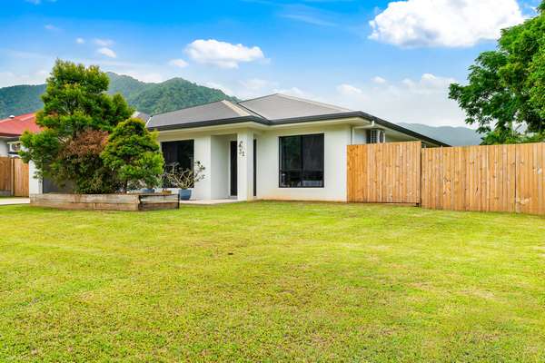 32 Millhouse Close, Edmonton - Thumbnail 2