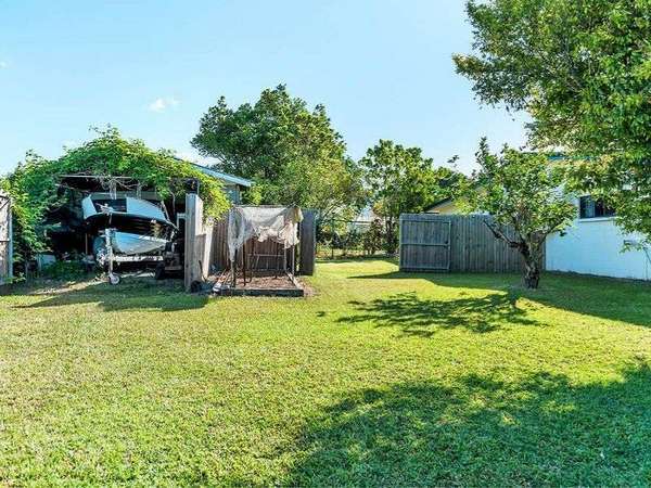 79 Campbell Street, Gordonvale - Thumbnail 2