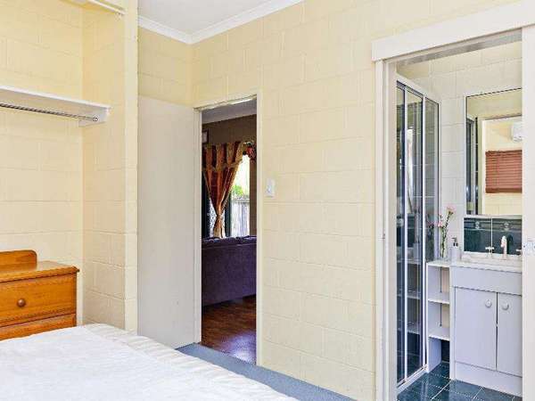 9 Harlequin Street, White Rock - Thumbnail 6
