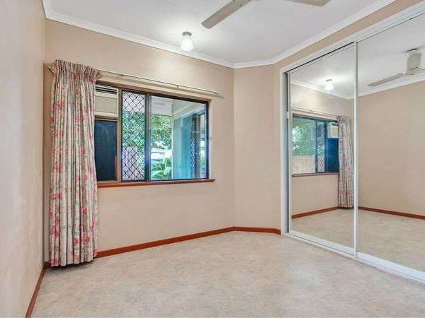 1/205 Spence Street, Bungalow - Thumbnail 5