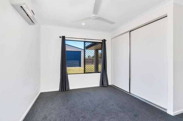 31 Hopkins Street, White Rock - Thumbnail 7