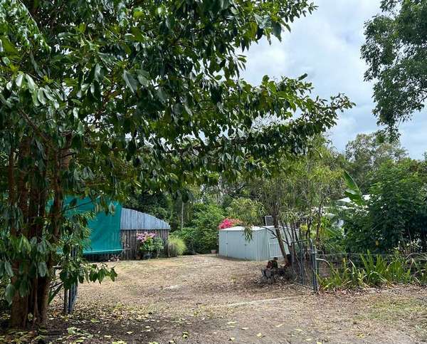 7 Bluewater Street, East Trinity - Thumbnail 7