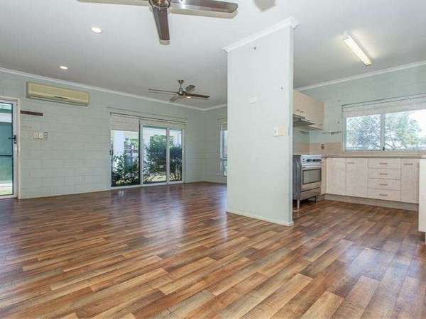 8 Hammond Court, Mooroobool - Thumbnail 5