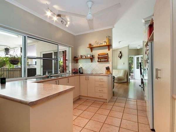 75 Farmer Street, Edmonton - Thumbnail 7