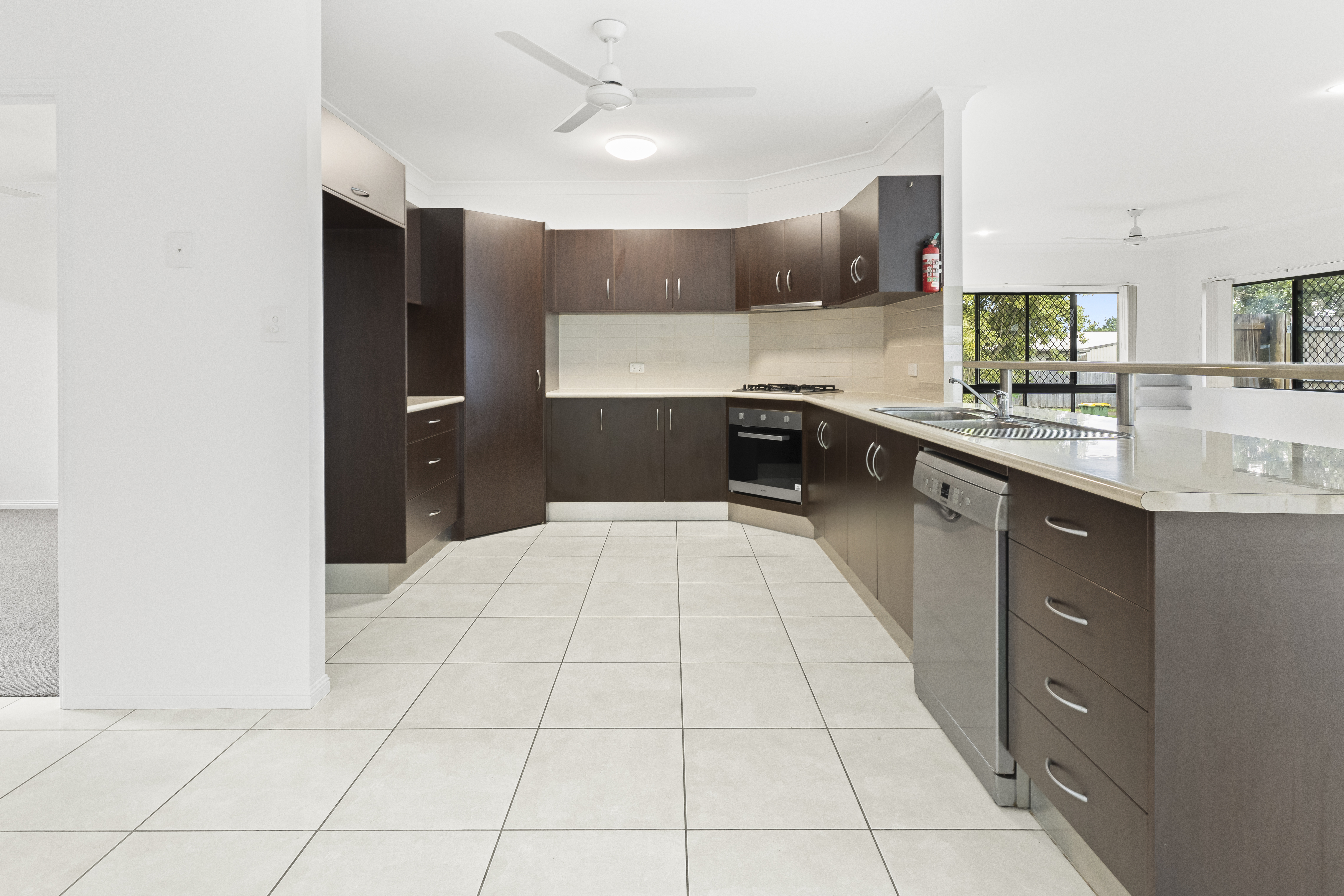 19 Savage Street, Edmonton - Thumbnail 7