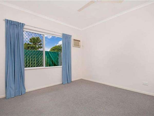 2/2 Marella Close, Manoora - Thumbnail 8