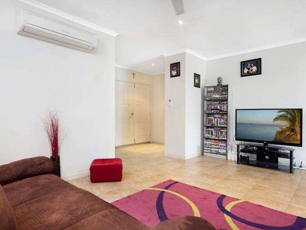 6 Lode Street, Edmonton - Thumbnail 2