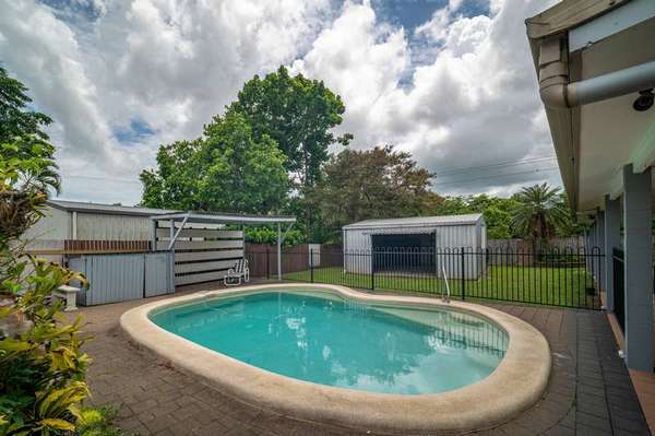 4 Radford Close, Gordonvale - Thumbnail 3